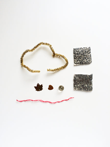 Melissa Kaseman Photographs the Contents of Her Three Year Old Sons Pockets